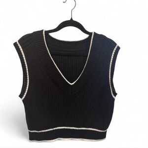 Moon & Madison Preppy Black Knit Minimalist Crop Top with White Trim